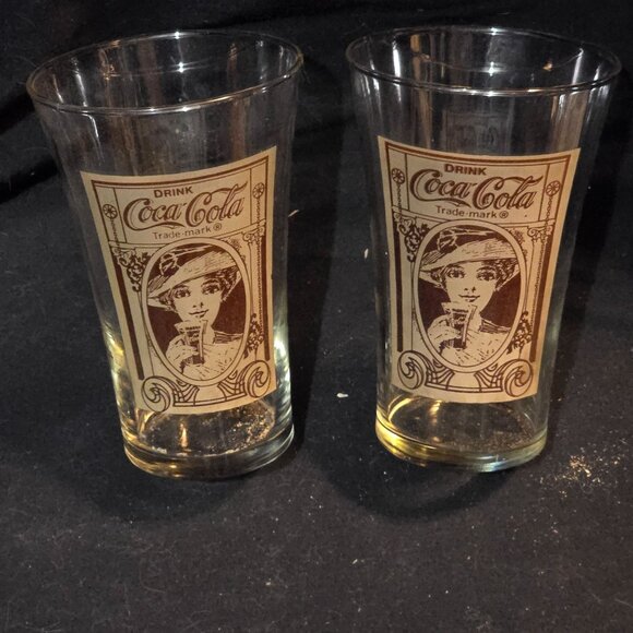 Coca-Cola Collectible 16oz Glass Set Of 2 With Vintage Lady Design - Picture 2 of 6